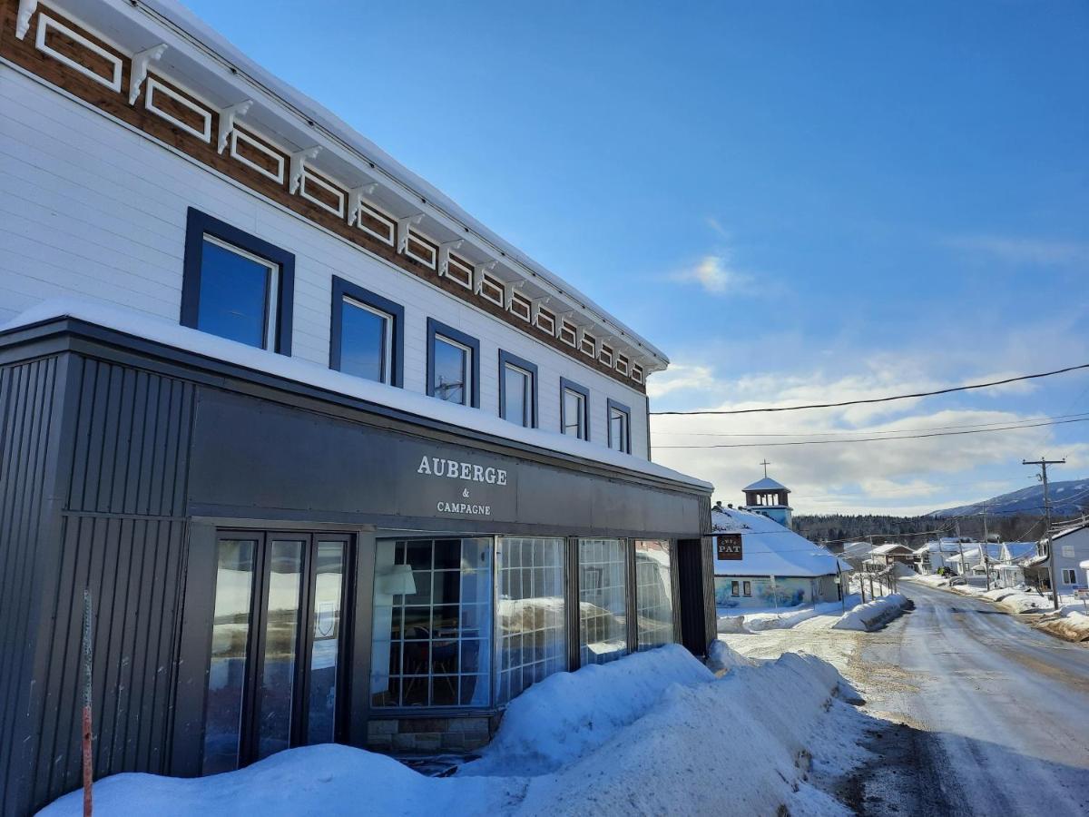 Auberge & Campagne Saint-Ferreol-les-Neiges Exteriör bild